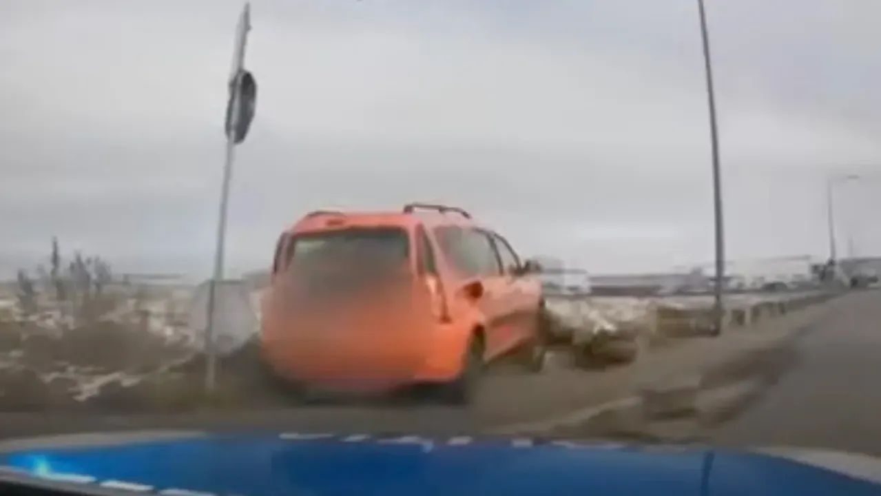 Tânăr din Sibiu reținut după ce a furat o mașină pe timp de două luni