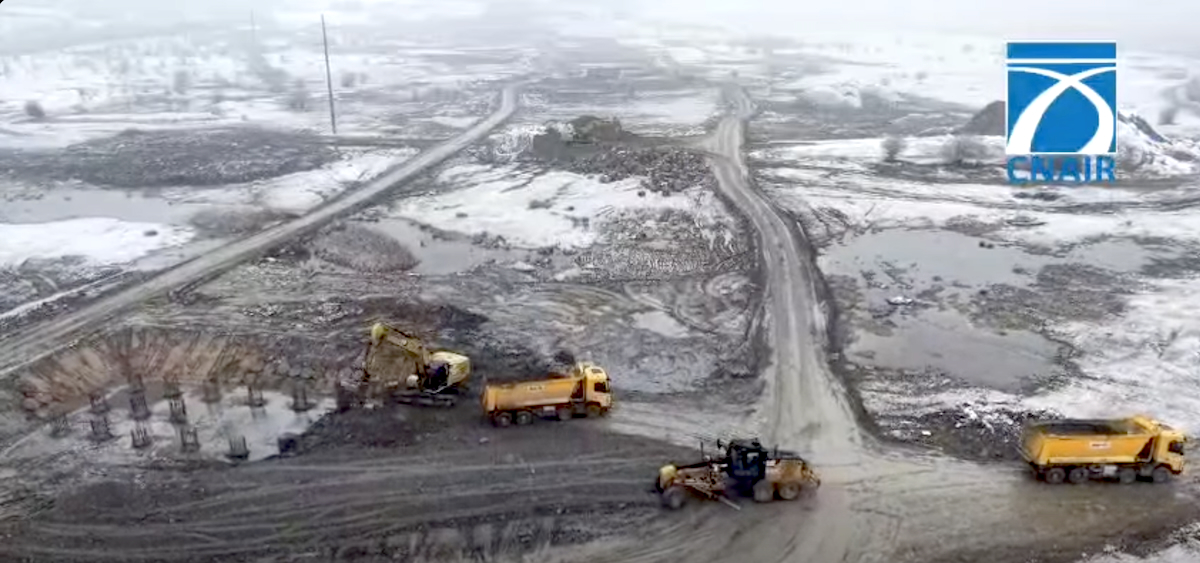 Constructorul turc Makyol continuă lucrările la autostrada Boița-Făgăraș, în ciuda vremii dificile