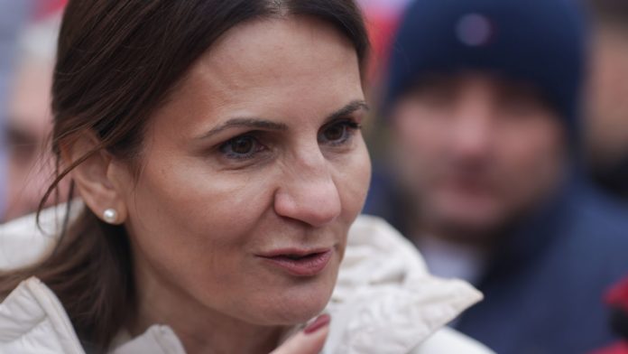 Anca Alexandrescu mobilizează fanii după sancțiunea CNA pentru Realitatea Plus