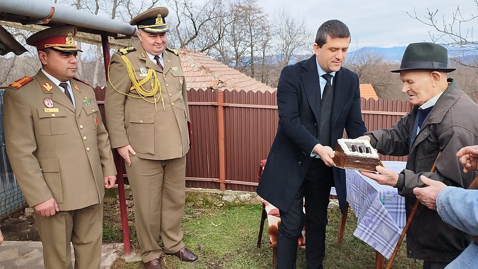 Moment emoționant pentru veteranul Constantin Păunescu în Gorj