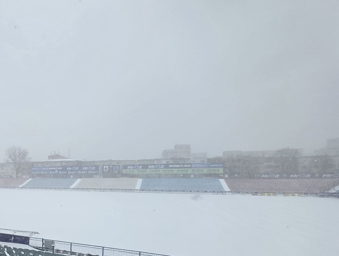 Meciuri amicale suspendate din cauza vremii în Galați