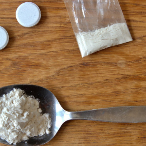 Guvernul introduce 6 substanțe noi în lista drogurilor de mare risc în lupta împotriva traficului de droguri