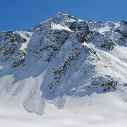 Trei schiori au murit în avalanşe produse în Austria