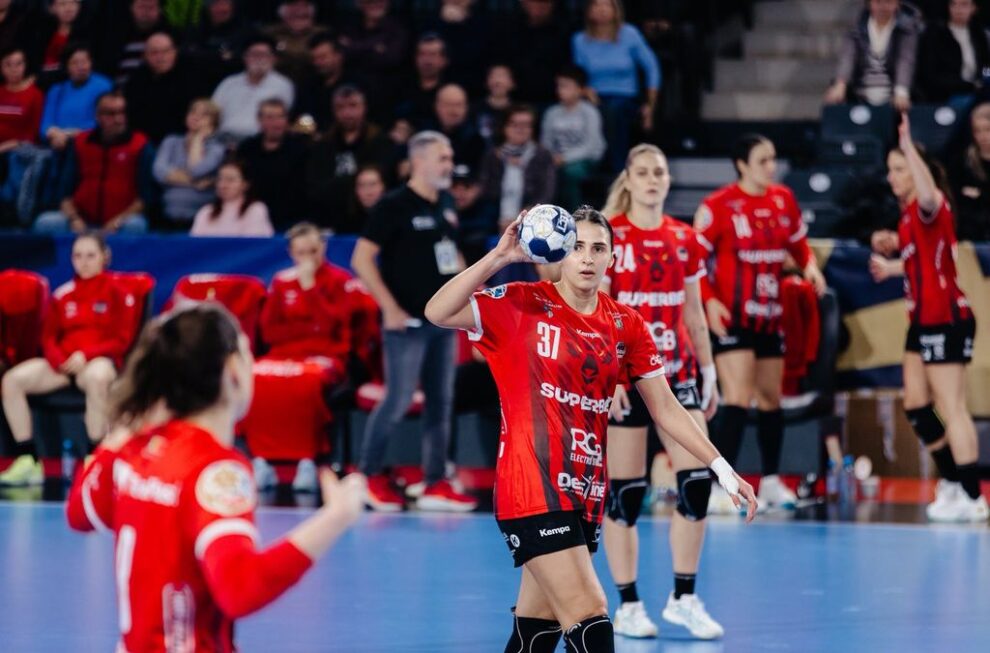 Gloria Bistrița se va întâlni cu Ikast în sferturile Cupei EHF
