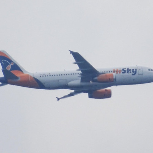 Avionul de pe Aeroportul Henri Coandă decolează spre Egipt după o noapte de așteptare