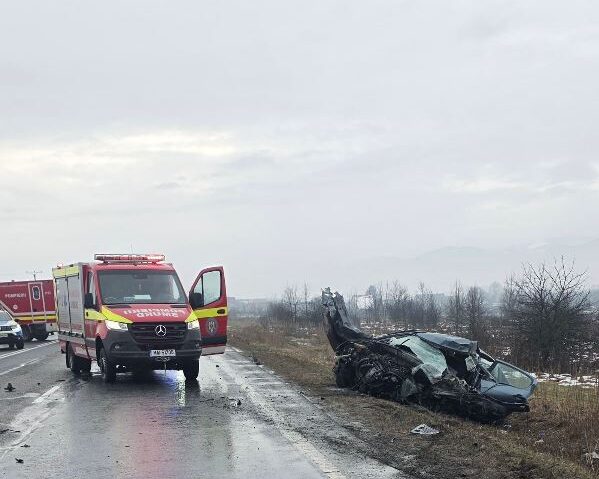 Accident mortal pe DN 1: un bărbat a decedat, alte două victime rănite