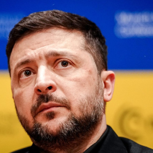 Zelenski: Ucraina ar putea adopta un sistem de armată contractuală