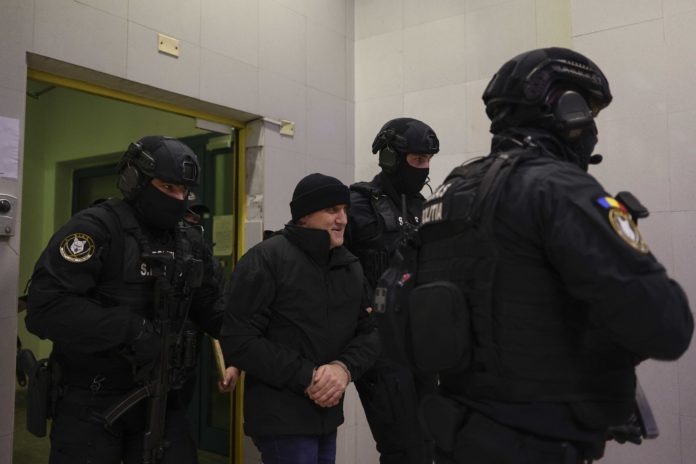 Mercenarul Horațiu Potra leșină în sala de judecată la procesul lui Călin Georgescu