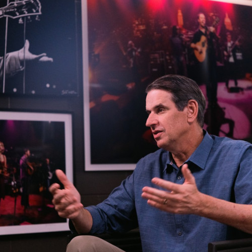 Bill Gurley afirmă că, în prezent, cel mai rău lucru pe care îl poți face pentru cariera ta este să fii prudent