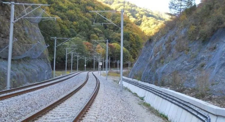 Reluarea circulației feroviare între Cluj-Napoca și Oradea se apropie