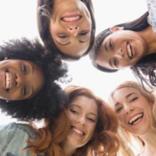 Ziua Internaţională a Femeii sărbătorită în data de 8 martie - o istorie plină de semnificaţie pentru femei