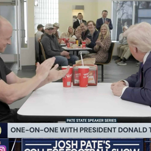 Donald Trump părea să nu înțeleagă discuția despre fotbalul universitar cu Josh Pate