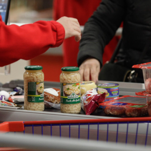 Consiliul Concurenței autorizează preluarea supermarketurilor La Cocoș de către grupul Schwarz