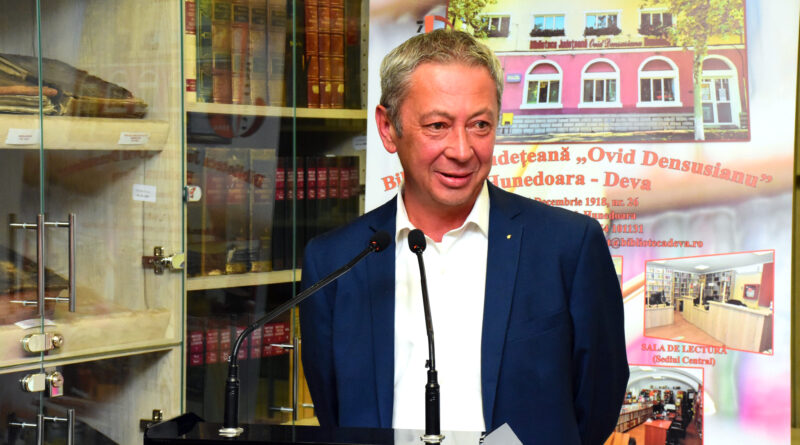 Lansare de carte la Biblioteca Județeană Hunedoara – Deva