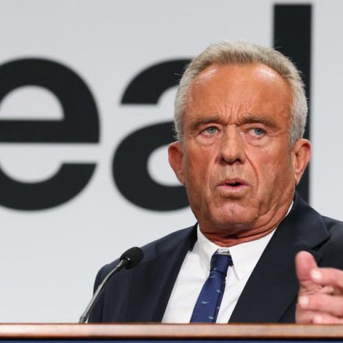 Pe măsură ce tot mai mulți americani adoptă tratamente pentru anxietate, RFK Jr. denunță medicamentele