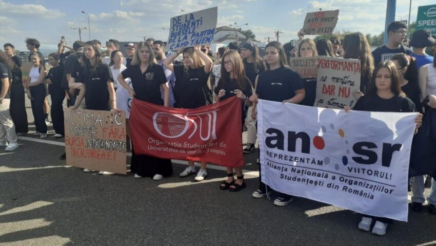Studentii Universității Babeș-Bolyai protestează împotriva majorării taxelor