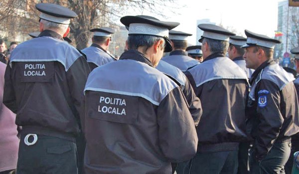 Guvernul reduce numărul polițiștilor locali cu peste 600 de posturi în țară