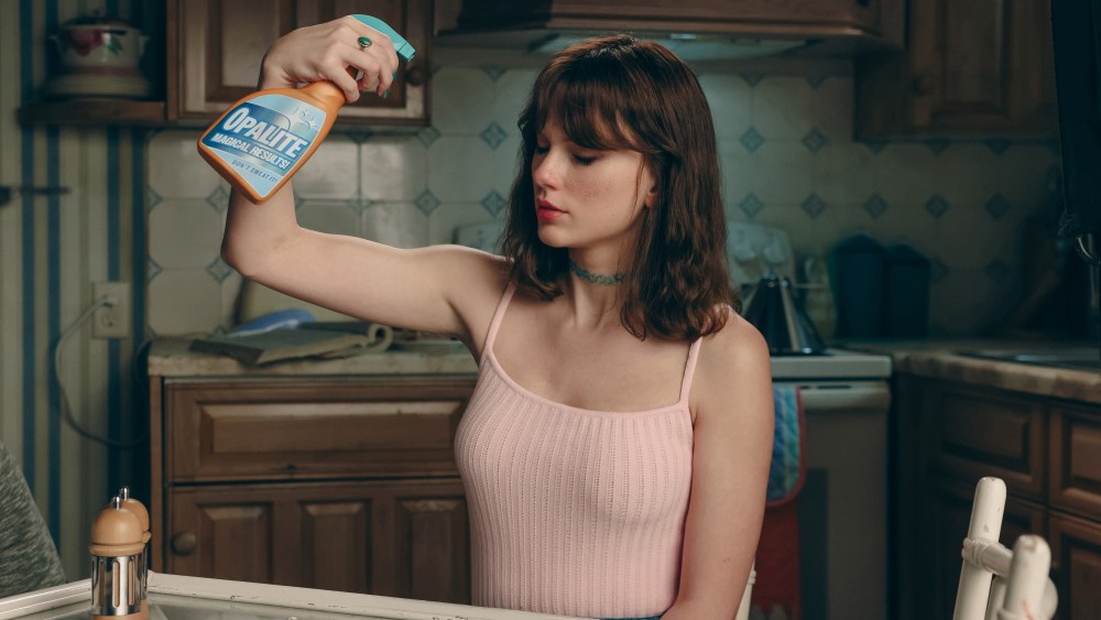 „Opalite” de Taylor Swift ajunge pe locul 1, împărțind locul trei pentru cele mai multe hituri pe Hot 100