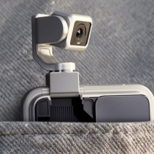 Un telefon „robot” alimentat de AI atrage atenția la MWC 2026