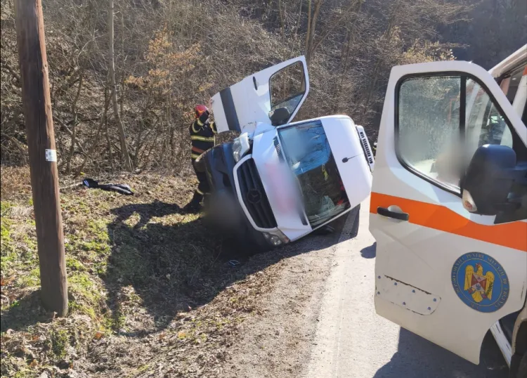 Accident rutier între Moldovenești și Buru: o victimă transportată la spital