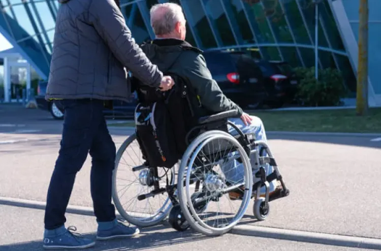 Unul din 22 de clujeni are grad de handicap, arată DGASPC