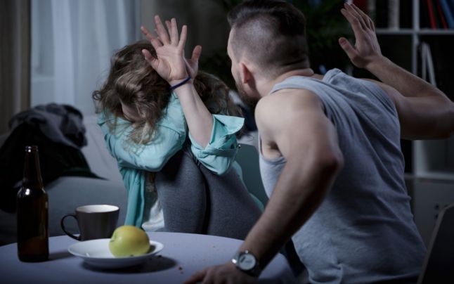 Femeile din Botoșani, prizonieri în relații toxice și agresive