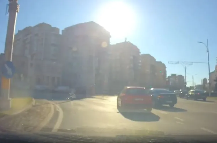 Accident minor la sensul giratoriu OMV Mărăști din Cluj-Napoca