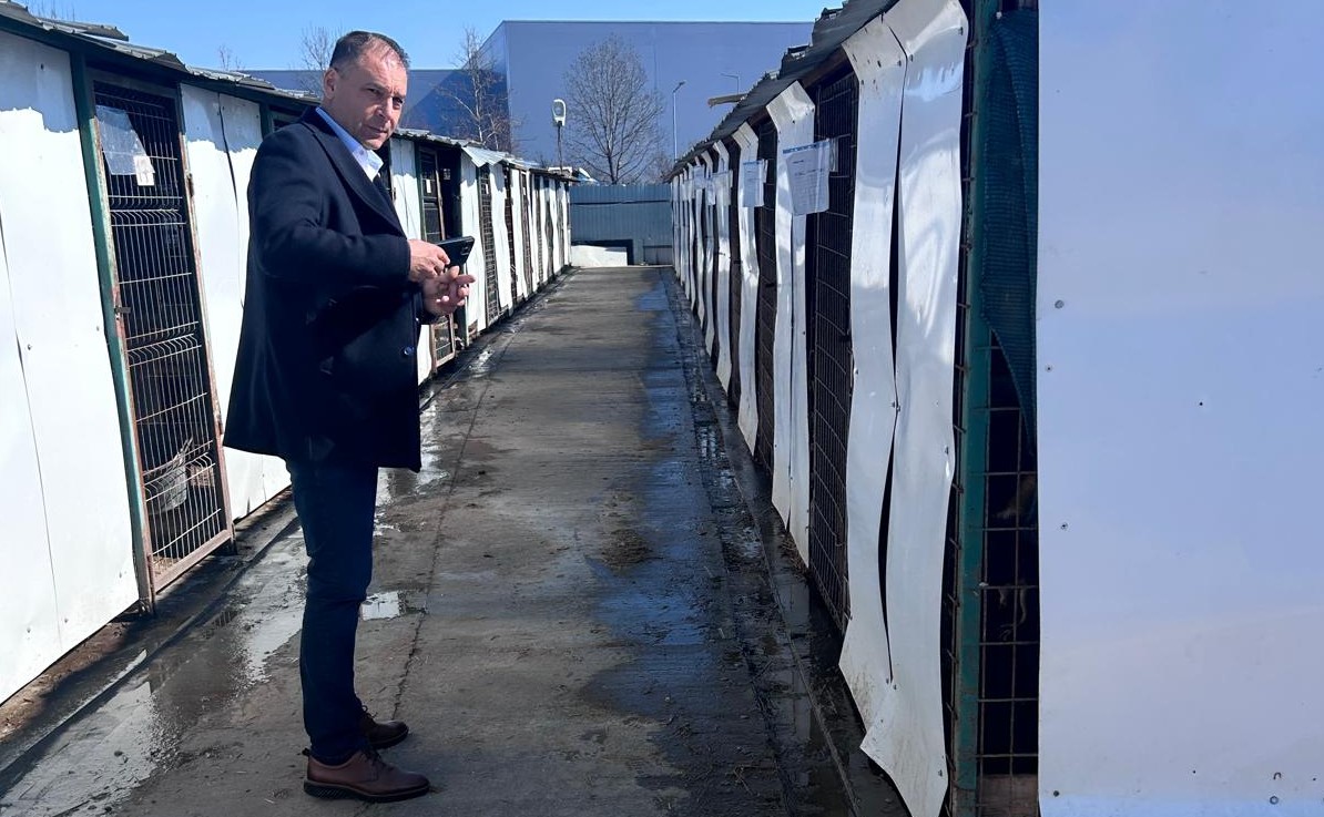 Ion Ghimpețeanu verifică condițiile de la Adăpostul Municipal de Câini din Giurgiu