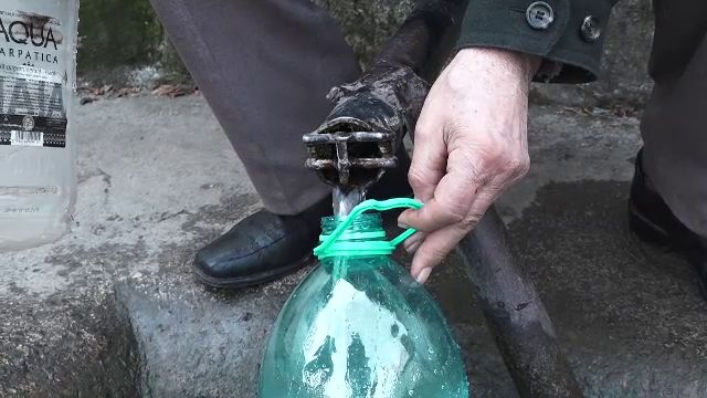 Aproape toate fântânile din Botoșani au apă contaminată