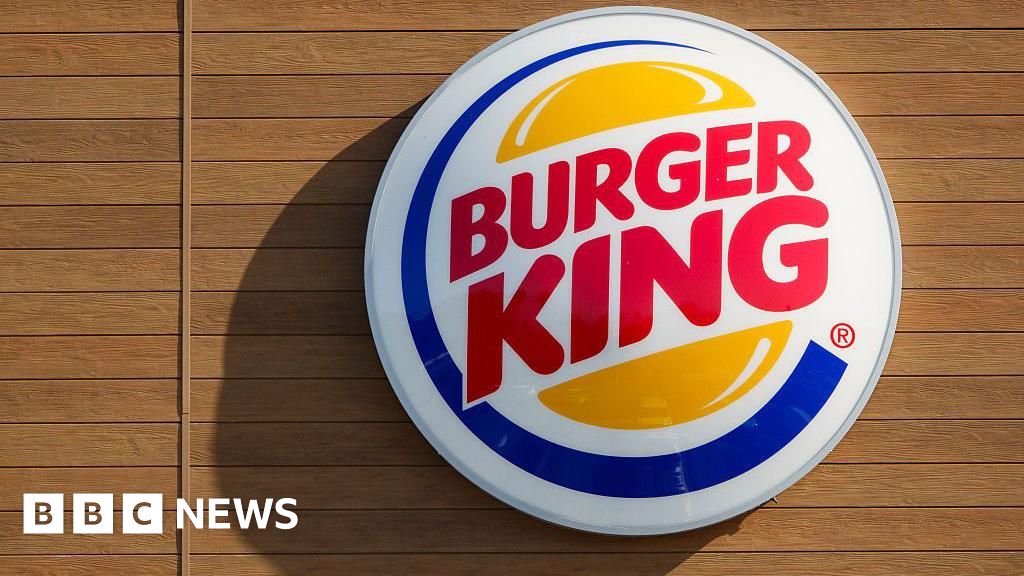 Burger King testează un bot AI pentru a analiza interacțiunile angajaților