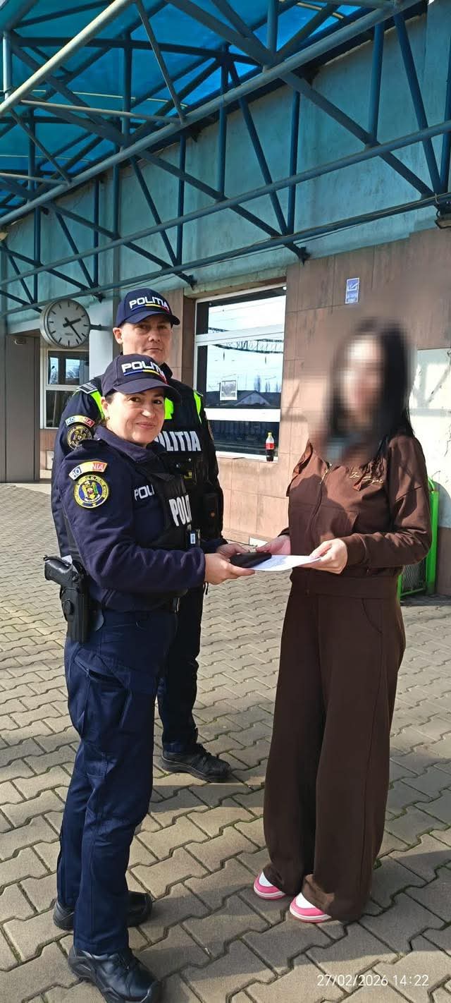 Portofel pierdut pe ruta Arad – București, recuperat rapid de polițiști