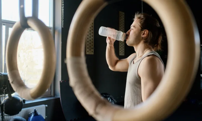 Hidratarea, esențială pentru sănătatea articulațiilor și mobilitate