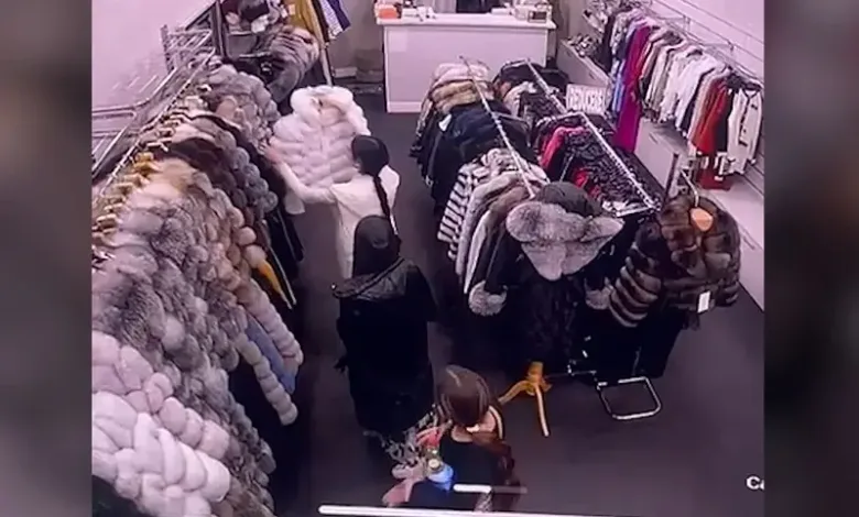 Trei adolescente din Buzău, reținute pentru furturi și violențe