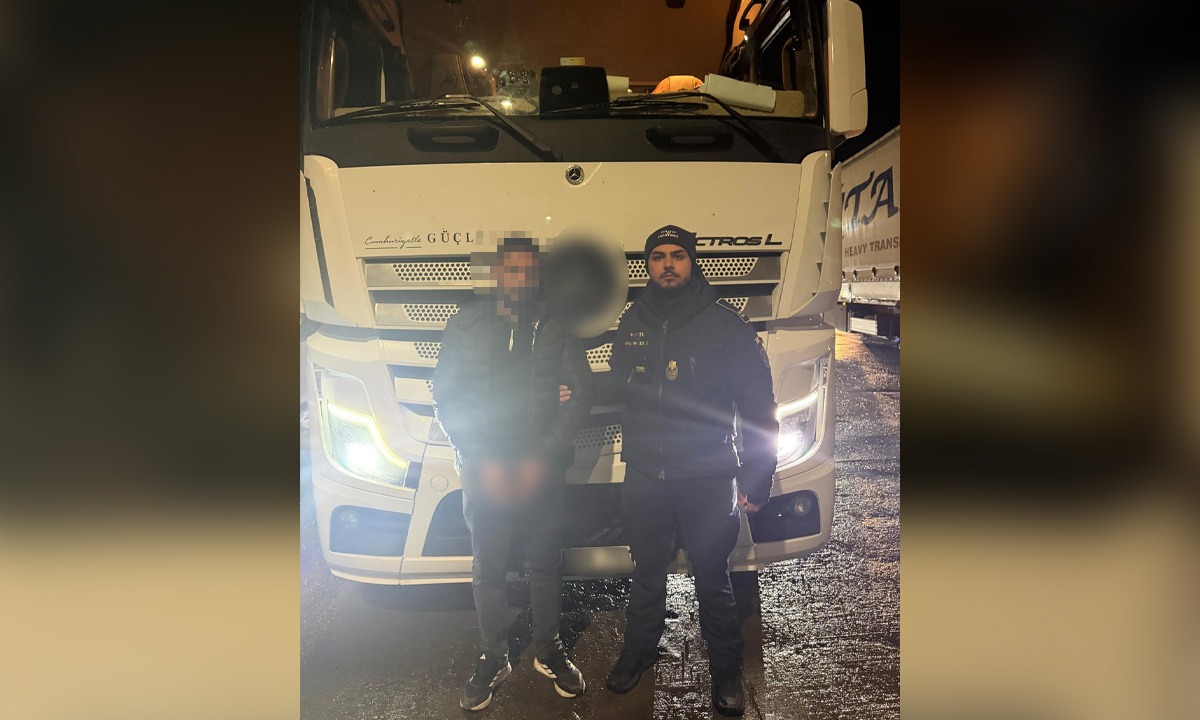 Şofer turc arestat pentru trafic de migranţi la Giurgiu