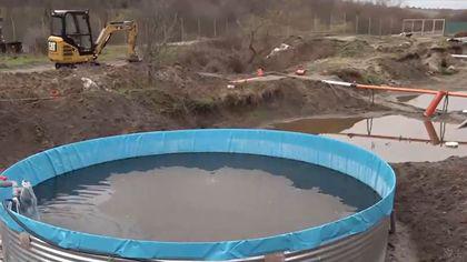 Preot amendat cu 10.000 de lei pentru amenajarea ilegală a unei păstrăvării