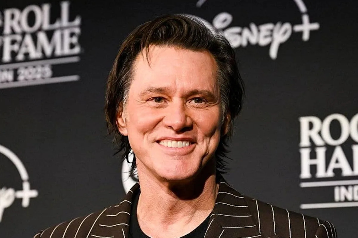 Jim Carrey devine viral după ce a fost recunoscut la premiile César 2026