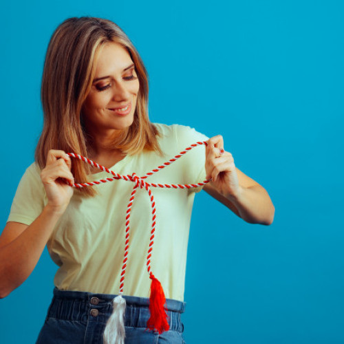 Mărțișorul: simbolul primăverii și al reînnoirii culturale în România