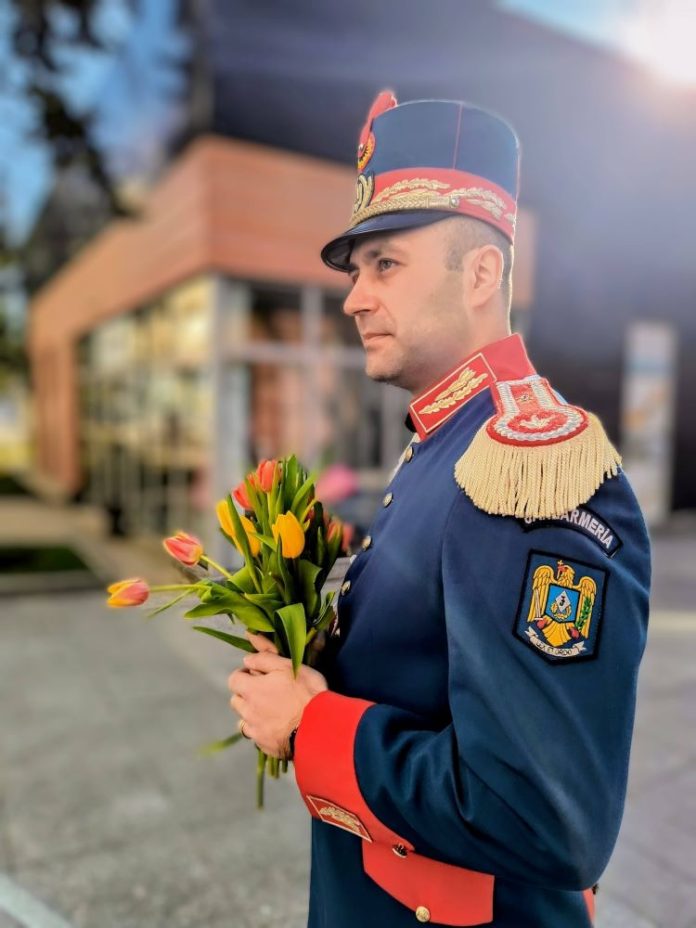 Jandarmii din Vrancea sărbătoresc primăvara alături de doamne