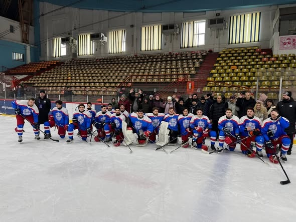 CSM Galați Triumphă în Hochei și Joacă Pe Viitorul În Play-off-ul de Volei