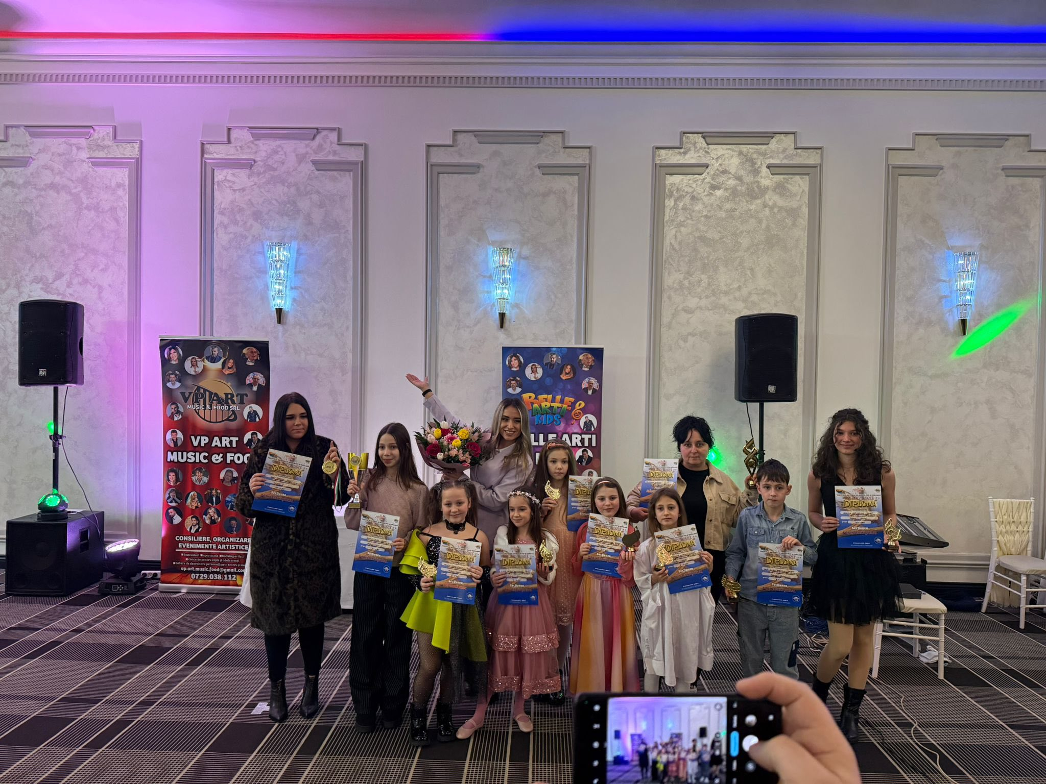 Cursanții de la Canto strălucesc la Festivalul „Talent Zone” din Buzău