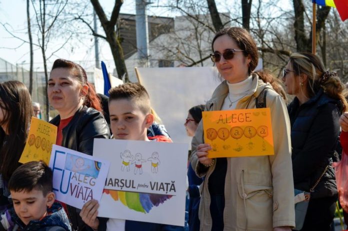 Patriarhia Română susține dreptul la viață al copiilor nenăscuți