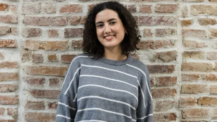 Diana Ionescu, studentă dedicată, militează pentru drepturile comunității surzilor