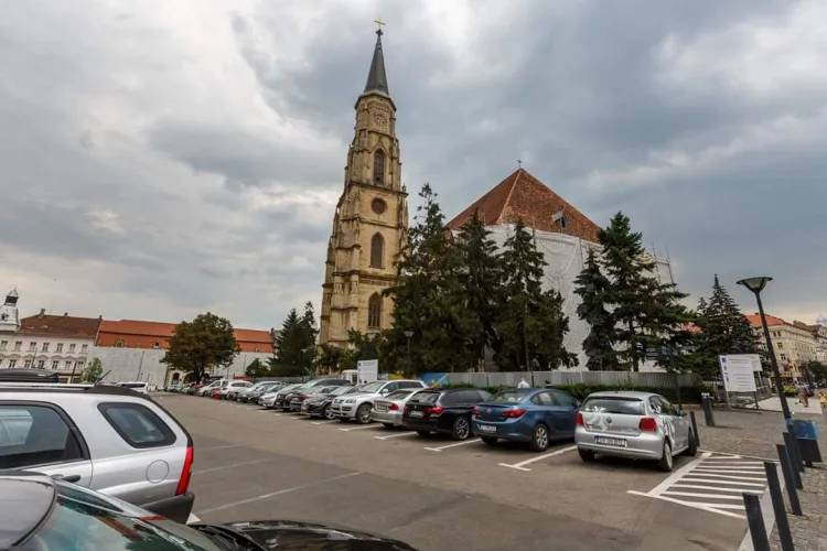 Studiu: Cluj-Napoca are parcări rezidențiale ieftine, dar insuficiente