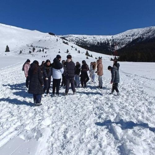 Excursie montană pentru tinerii din Parohia Lazuri