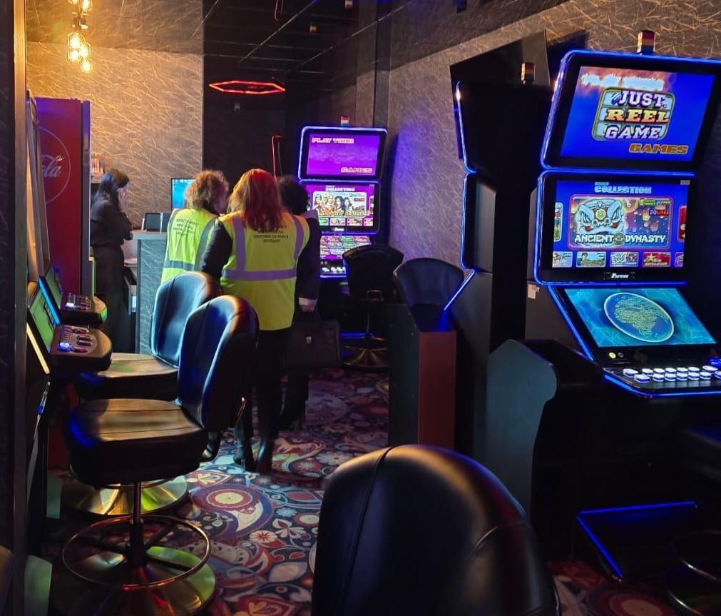 Fost polițist din Botoșani solicită interzicerea jocurilor de noroc în Dorohoi