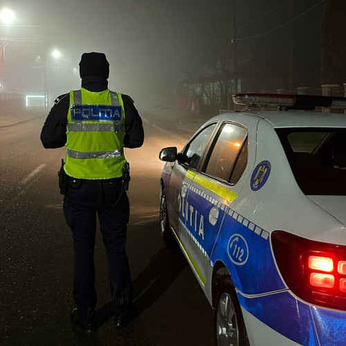 Caz șocant, în această seară, la Botoșani! Un tânăr cu cagulă pe față a intrat într-o casă și a amenințat cu cuțitul proprietarii, cerându-le banii