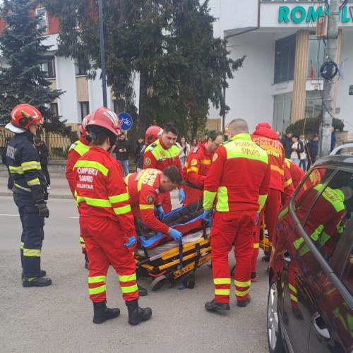 Pacientă de 17 ani transportată la spital după un accident pe motocicletă