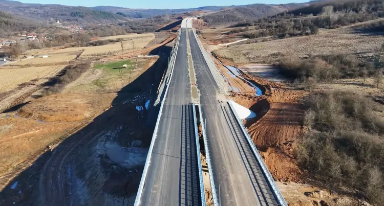 Noi imagini de pe tronsonul Zimbor – Nădășelu impresionează pasionații de infrastructură