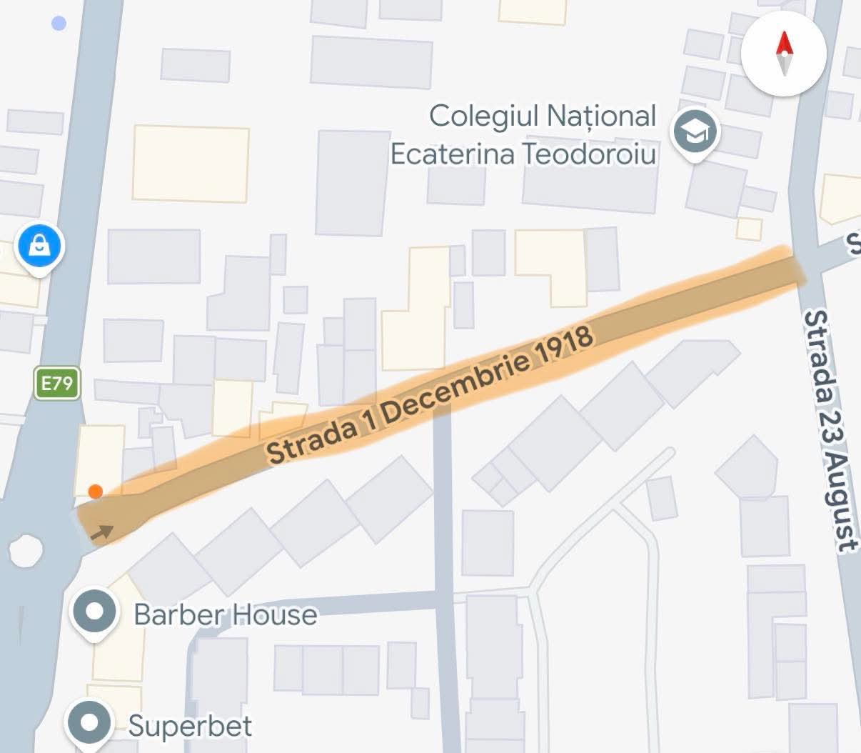 Reparații pe strada 1 Decembrie 1918 din Târgu Jiu au început săptămâna aceasta