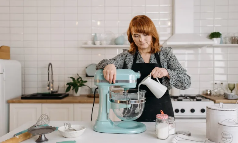 Mixerul cu bol, aliatul perfect în bucătărie pentru rețete delicioase